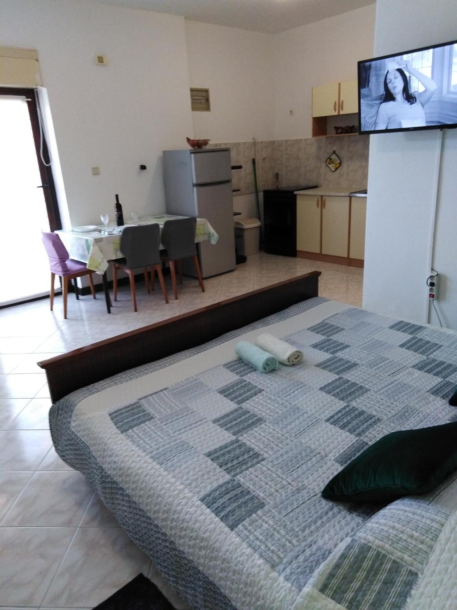 Apartments With A Parking Space Pula - 6985 Room photo